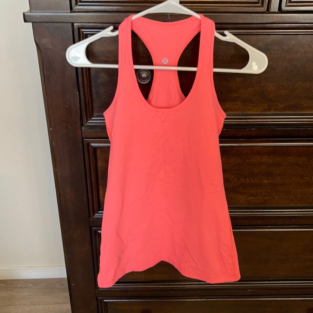 Lululemon tank top (6)